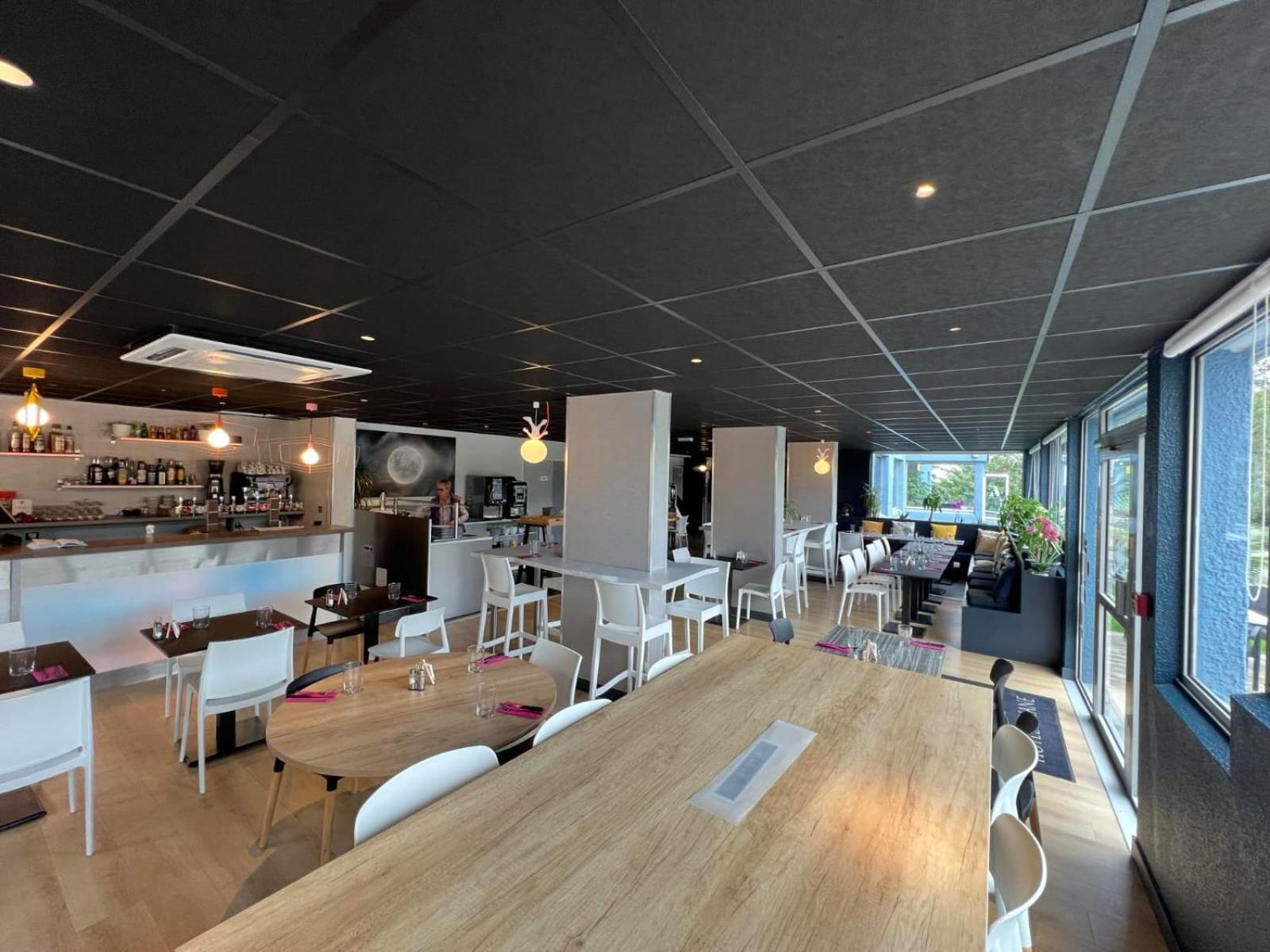 Hotel The Originals City, Ariane, Sud Labege
